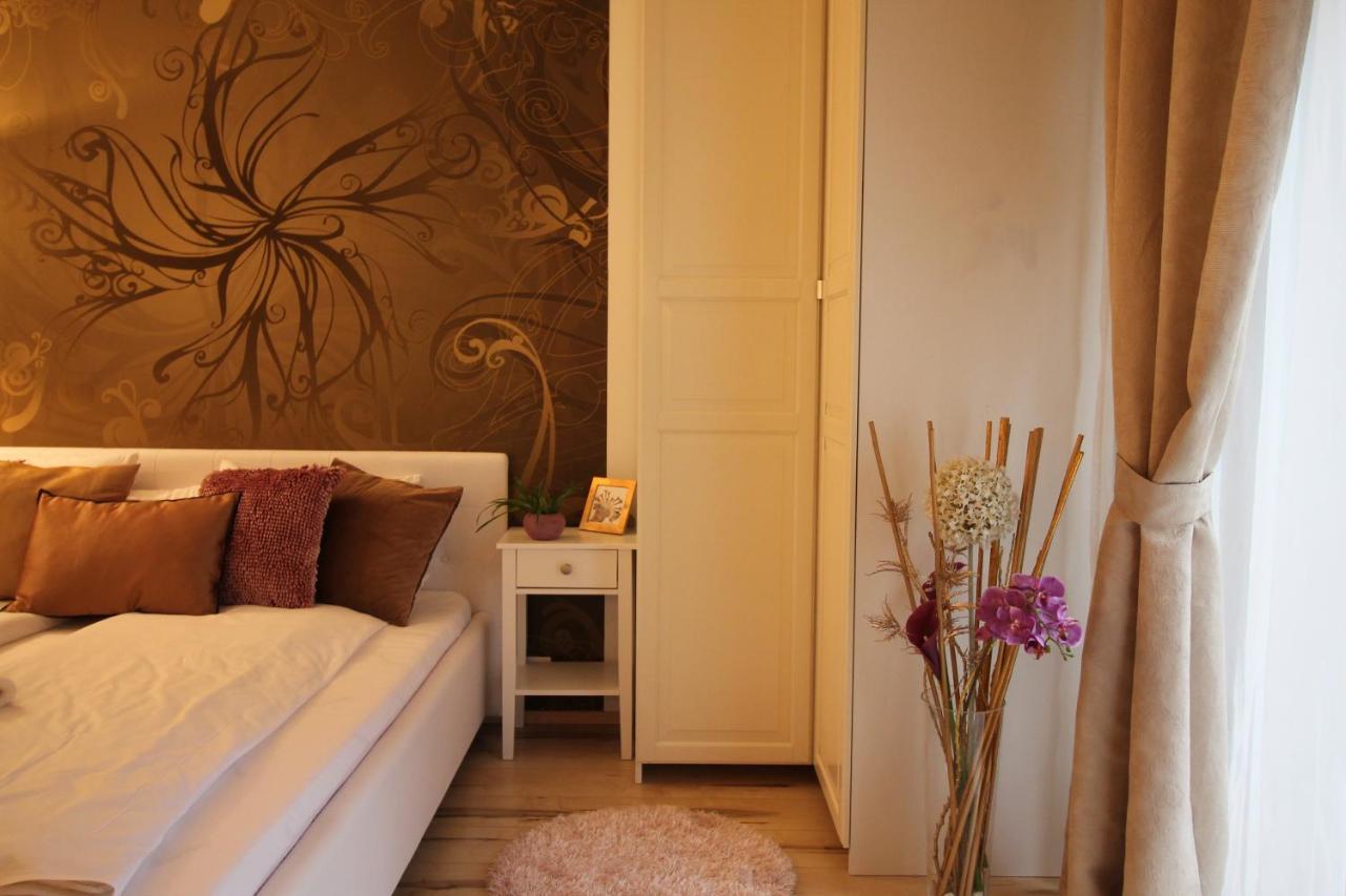 Amber Dream Apartment Budapest Luaran gambar