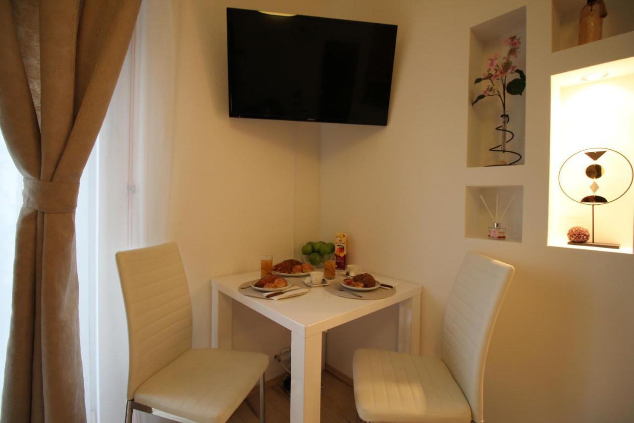 Amber Dream Apartment Budapest Luaran gambar