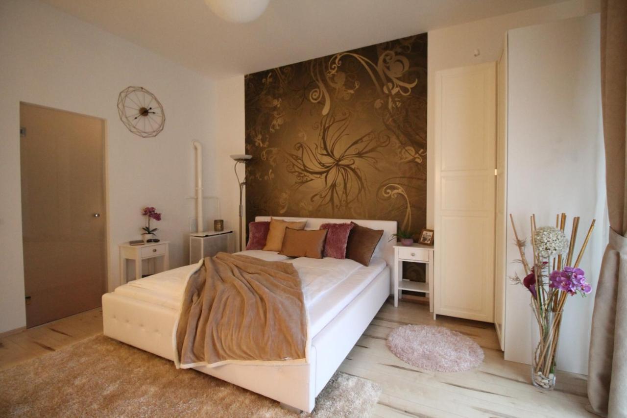 Amber Dream Apartment Budapest Luaran gambar