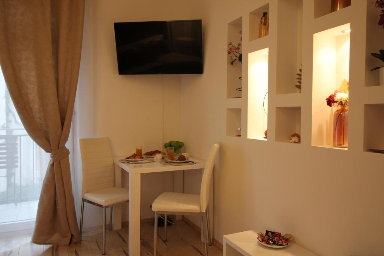 Amber Dream Apartment Budapest Luaran gambar