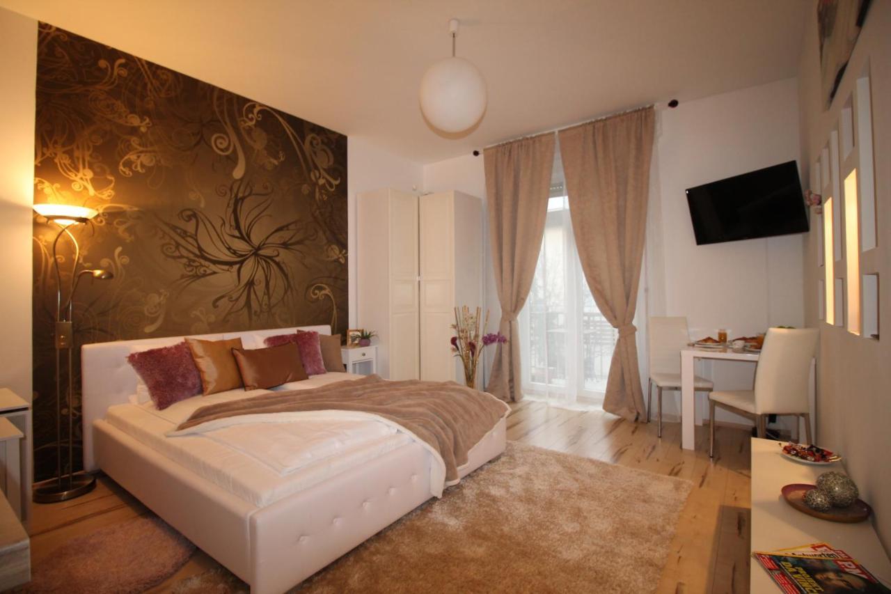 Amber Dream Apartment Budapest Luaran gambar